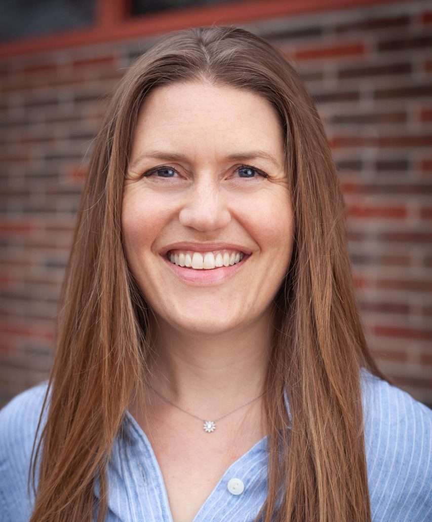 Student and volunteer bonding